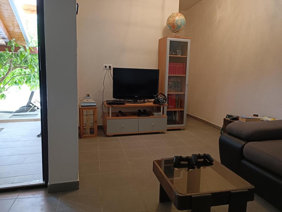 Villa Vlade- From The Heated Pool To The Beach In 1 Minute Jesenice  Ngoại thất bức ảnh