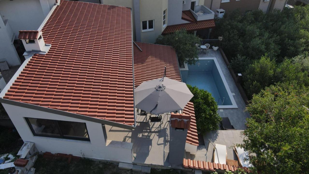 Villa Vlade- From The Heated Pool To The Beach In 1 Minute Jesenice  Ngoại thất bức ảnh